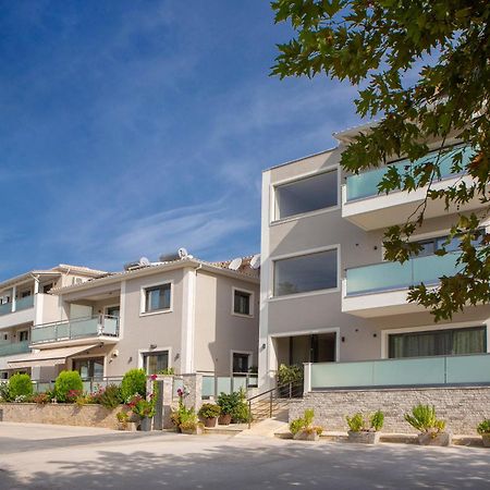 Zisis Suites Нідрі Екстер'єр фото