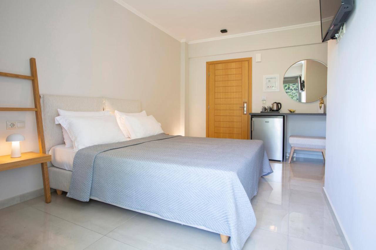 Zisis Suites Нідрі Екстер'єр фото