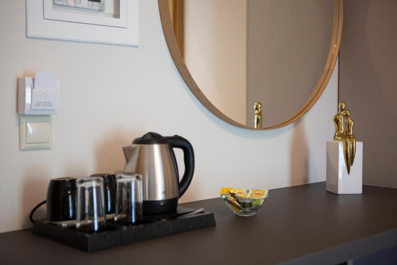Zisis Suites Нідрі Екстер'єр фото