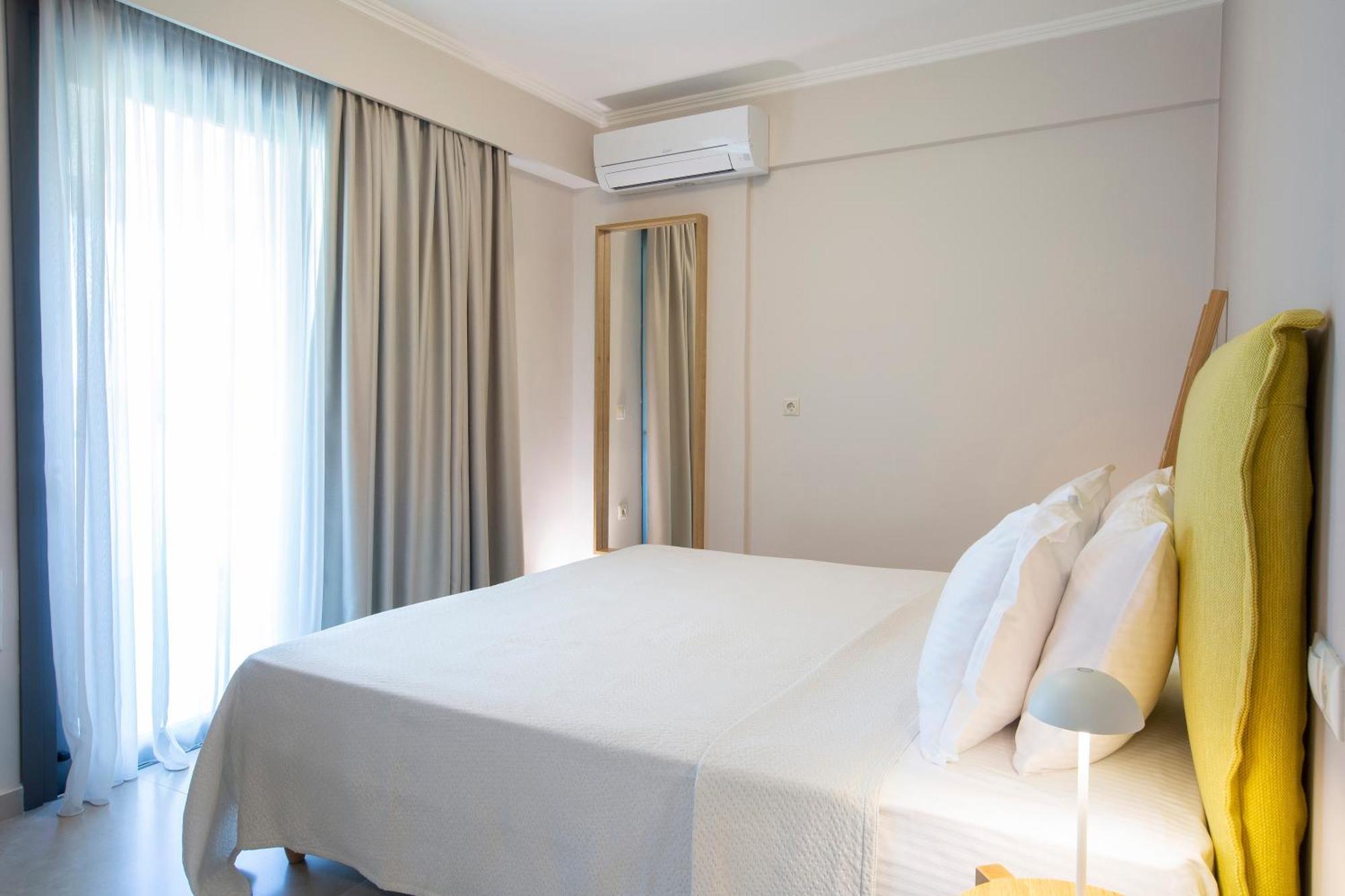 Zisis Suites Нідрі Номер фото